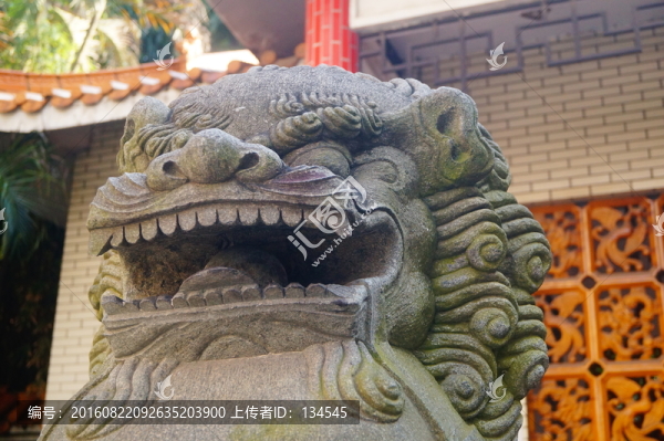 石獅子