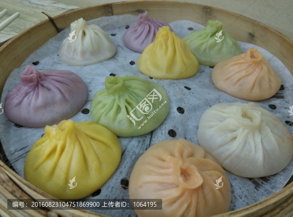 七彩小籠包