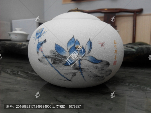 蓮花陶瓷茶葉罐