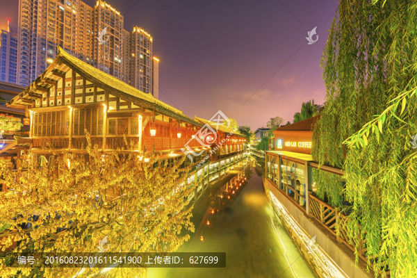 鐵像寺水街