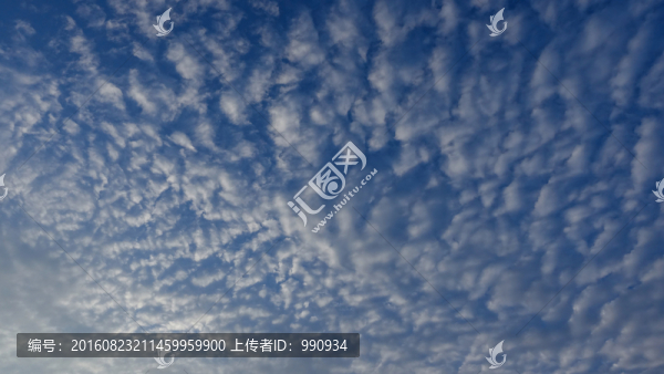 藍(lán)天白云