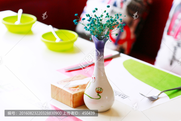 餐具擺設(shè)