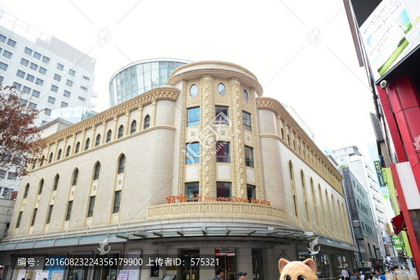 韓國(guó)首爾明洞商業(yè)街