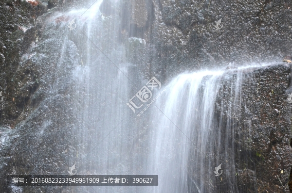 高山瀑布