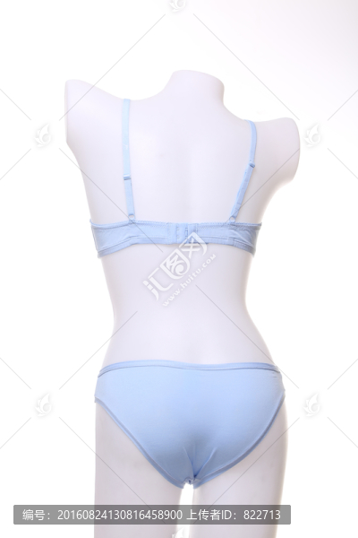 內(nèi)衣模特
