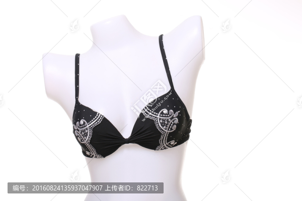 黑色性感內(nèi)衣