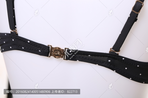 文胸后扣