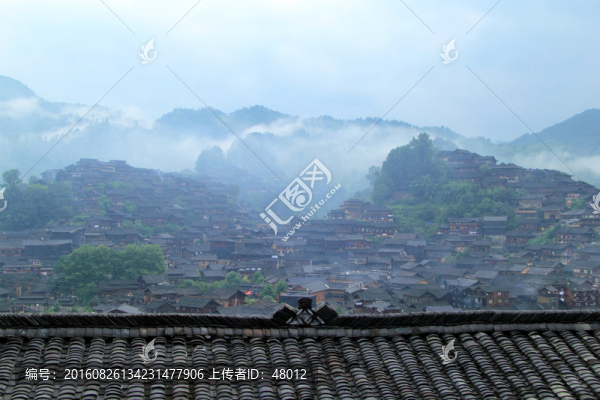 苗寨瓦房