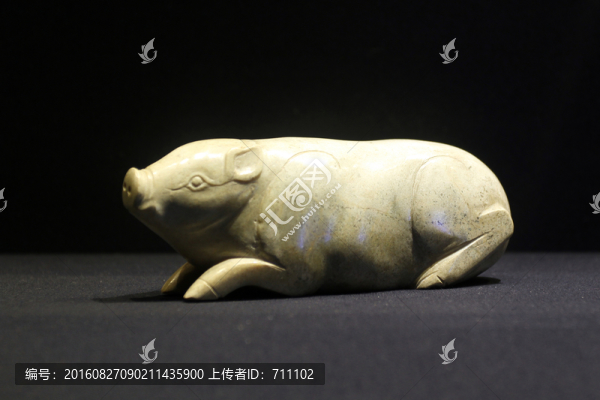 玉豬