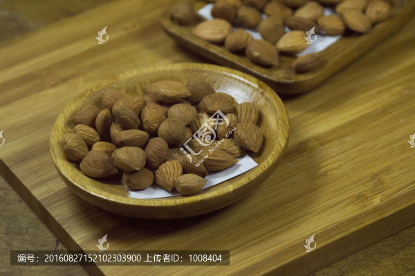 中草藥素材杏仁
