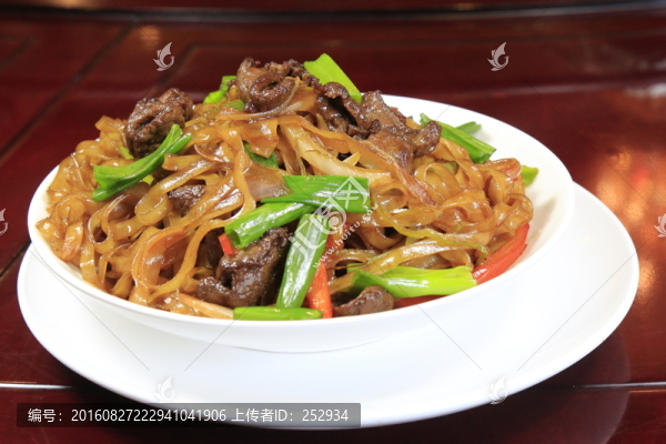 寬粉牛肉