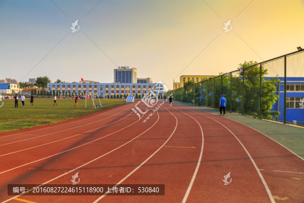 校園運動場