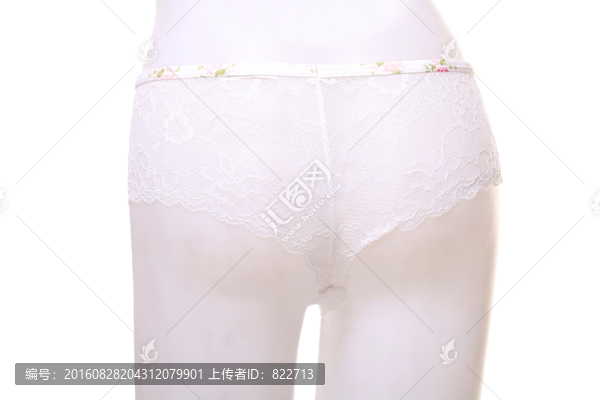 女生內(nèi)褲