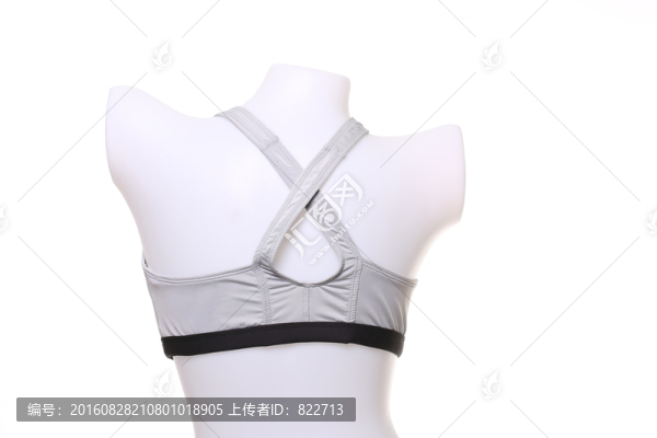 內(nèi)衣背面展示