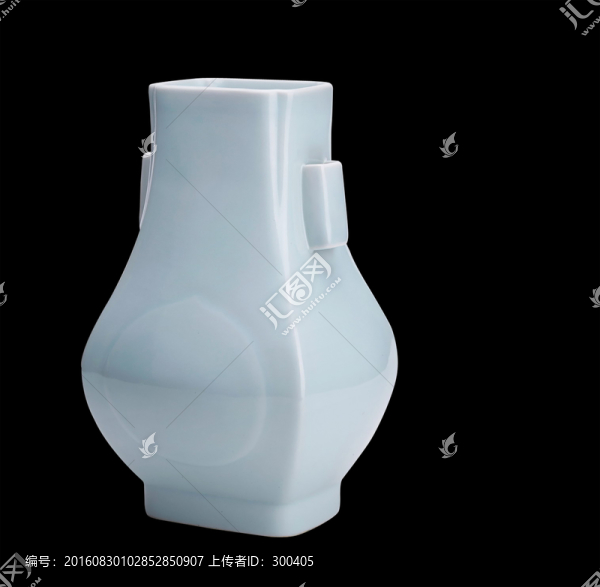 粉青釉貫耳瓶
