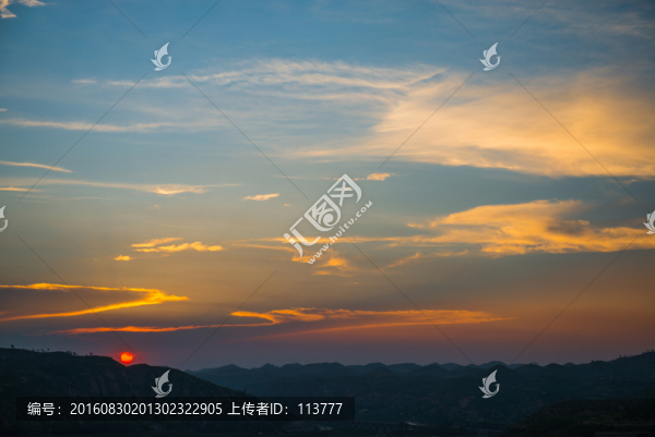 晚霞,彩云