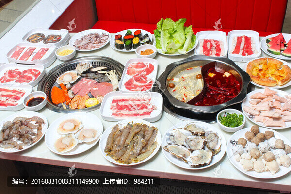烤肉自助餐合照