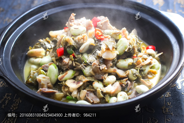 拆骨肉燜豌豆