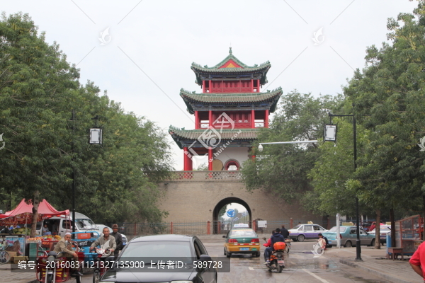 惠遠(yuǎn)古城鐘樓
