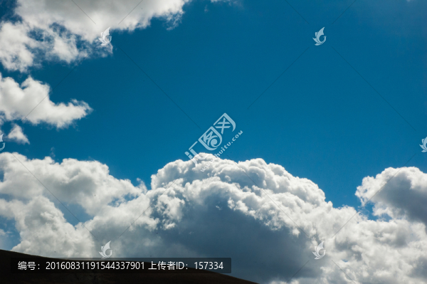 天空云朵