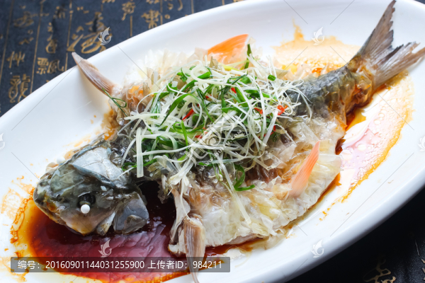 清蒸鱸魚