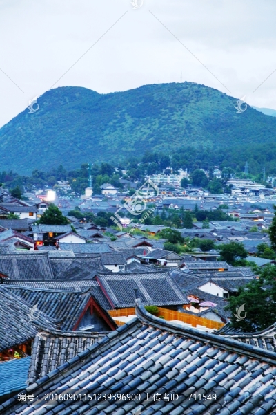 古城遠山