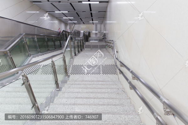 地鐵出口