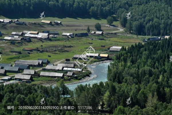 盛夏的新疆禾木自然風(fēng)光