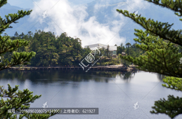 螺髻山天然湖泊