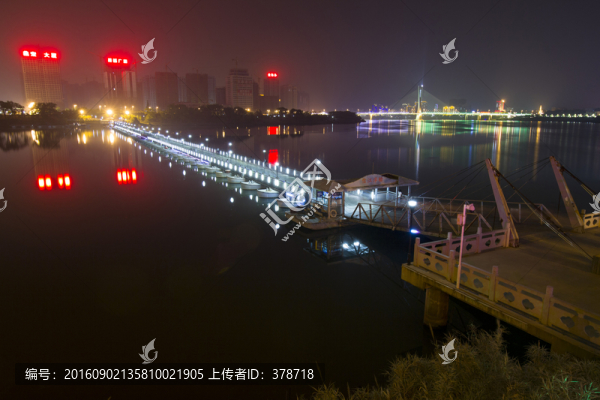 江西省鷹潭市信江浮橋