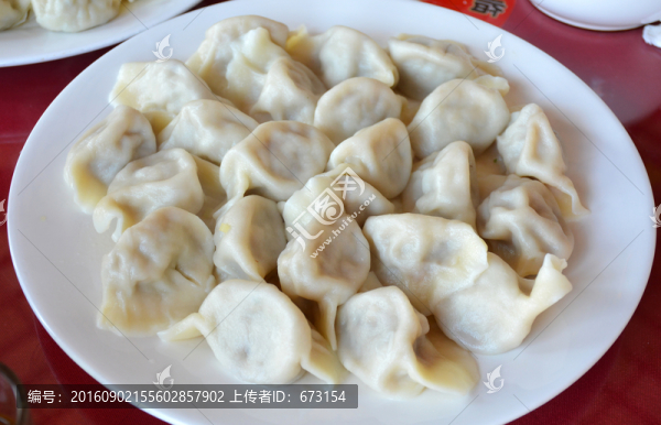 大肚水餃