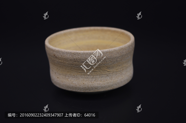 土陶杯子