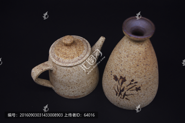土陶藝術(shù)品