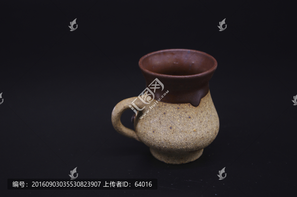 土陶藝術(shù)品