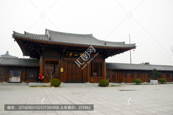 寶山寺
