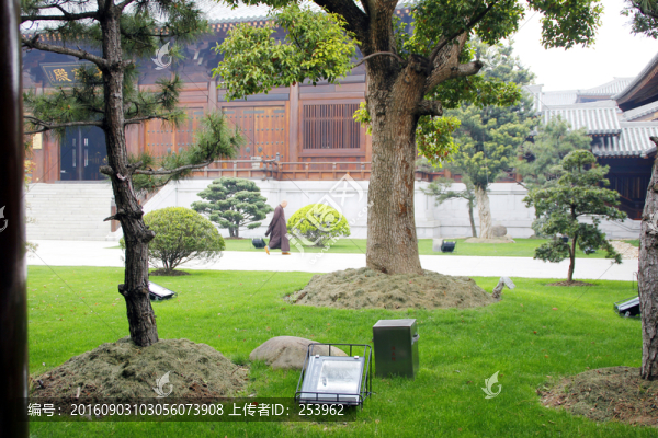 寶山寺