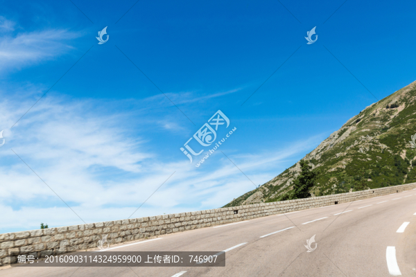 山區(qū)公路