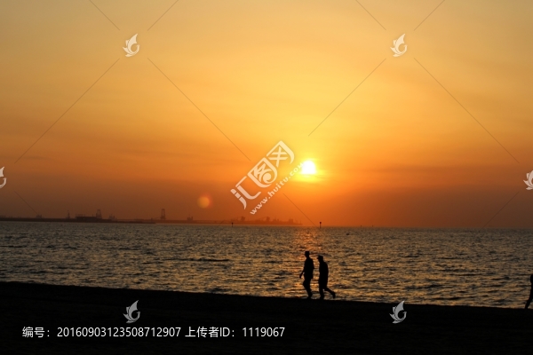 海上日出