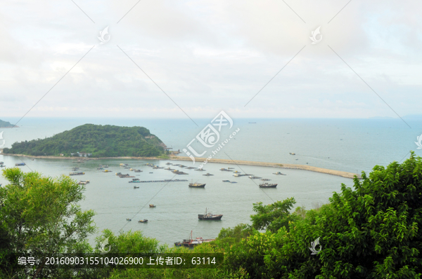 大海落日,海上晚霞,群山之間