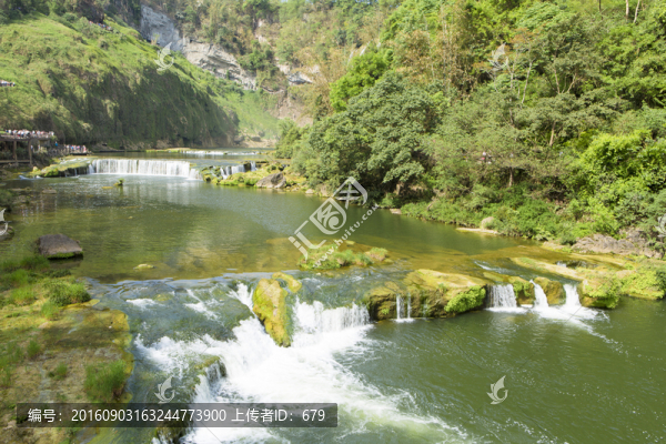 山區(qū)小河