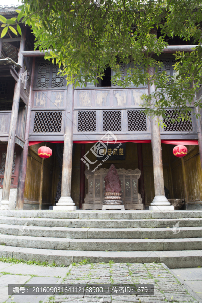 門