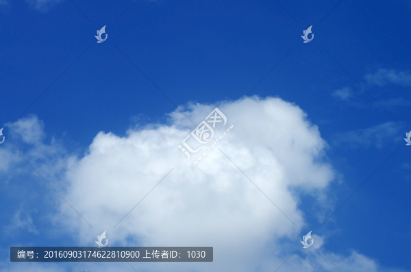 藍(lán)天白云