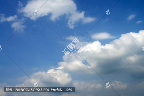 藍(lán)天白云