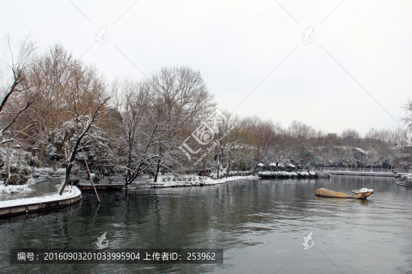 西湖雪