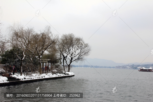 西湖雪