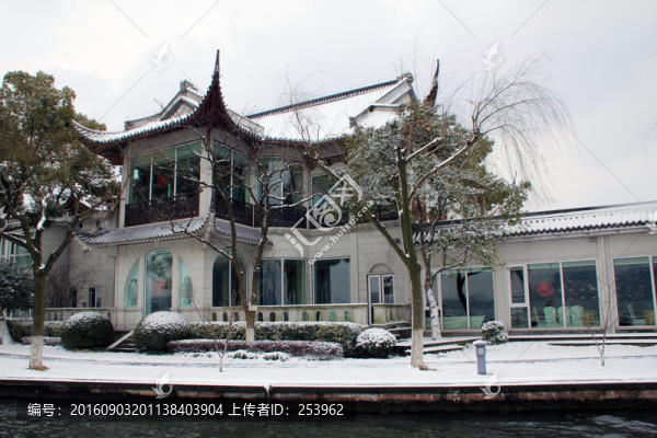 西湖雪