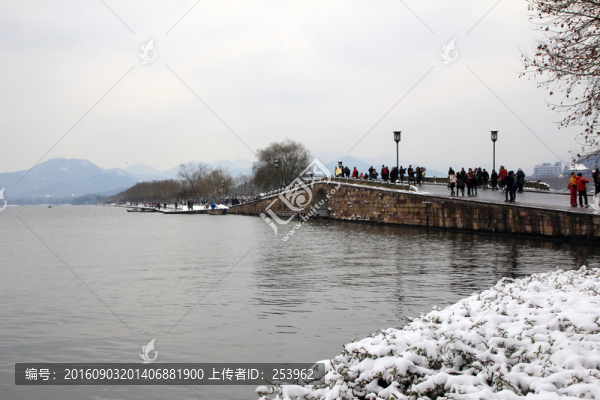西湖雪