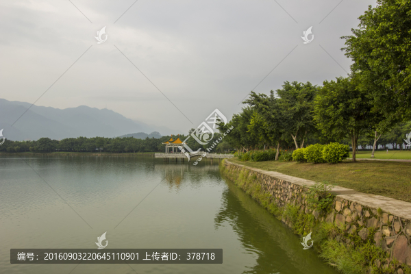 廣東省肇慶市半月湖景觀橋