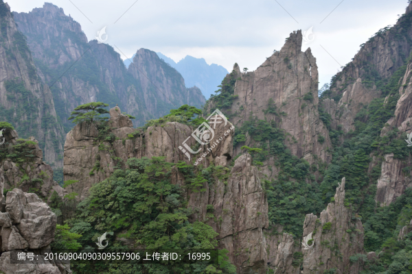 黃山奇峰怪石