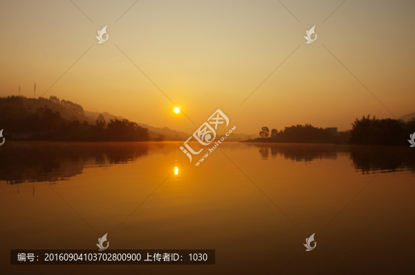 陽(yáng)光,湖泊